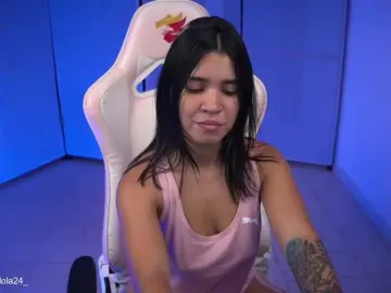 Its-lola  live sex cam