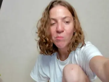 Lostmoon  live sex cam