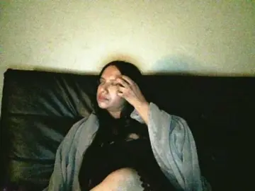 Swaness10  live sex cam