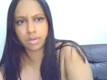 Swaness10  live sex cam