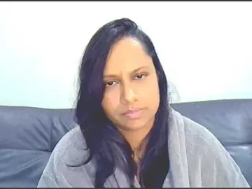 Swaness10  live sex cam