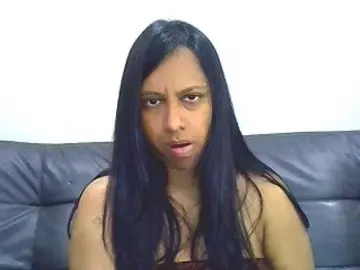 Swaness10  live sex cam