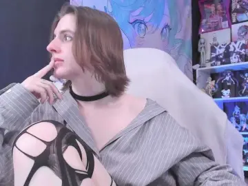 Yorogumo  live sex cam