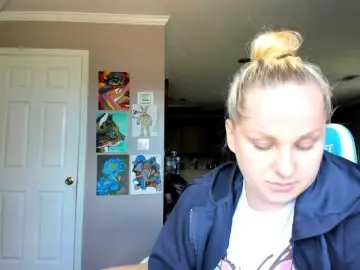 Adellebunny  live sex cam