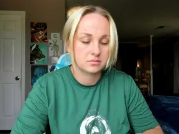 Adellebunny  live sex cam