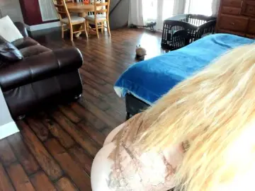 Adellebunny  live sex cam