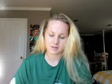 Adellebunny  live sex cam