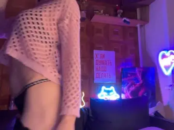 CandyBoom  live sex cam