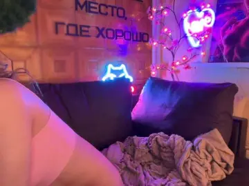 CandyBoom  live sex cam