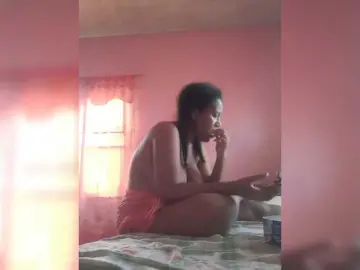 Eirondra-valeen  live sex cam