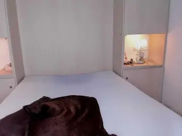 JadeeMuller  live sex cam
