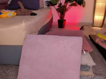 Kahia-swt  live sex cam