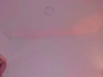 Kahia-swt  live sex cam