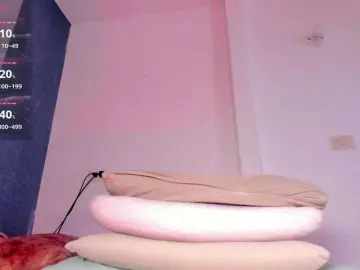 Kahia-swt  live sex cam