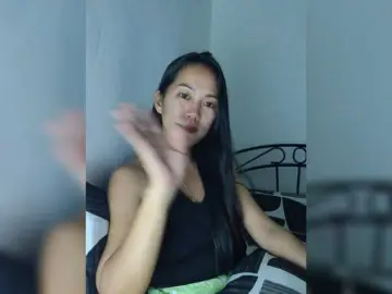 Kiana11  live sex cam