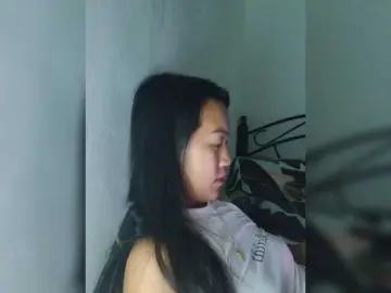 Kiana11  live sex cam