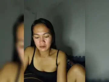 Kiana11  live sex cam