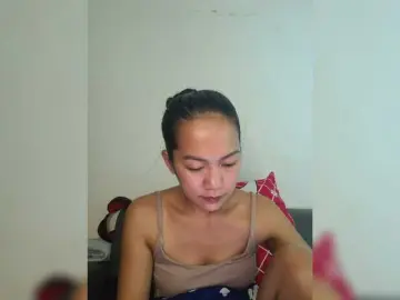 Kiana11  live sex cam