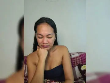 Kiana11  live sex cam