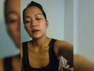 Kiana11  live sex cam