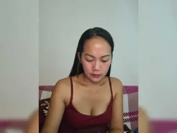 Kiana11  live sex cam