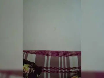 Kiana11  live sex cam