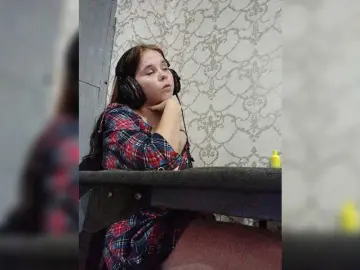 Kisa-malaya  live sex cam