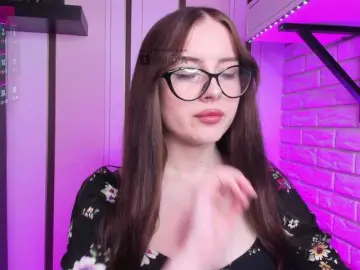 LunaMeow  live sex cam