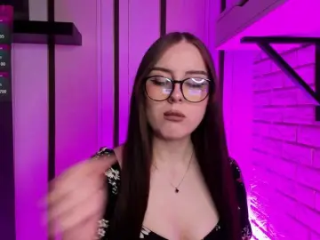 LunaMeow  live sex cam