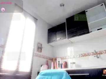 Lady-hellen  live sex cam