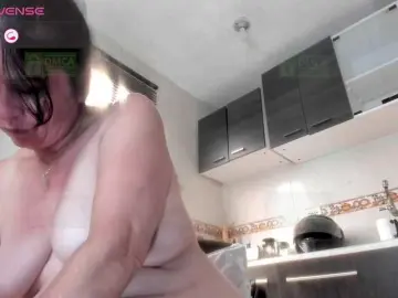 Lady-hellen  live sex cam