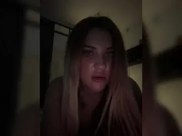 Alivia69  live sex cam