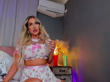 EllaMinx  live sex cam