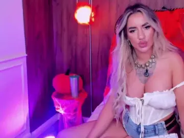 EllaMinx  live sex cam