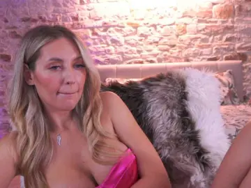 JJoannee  live sex cam