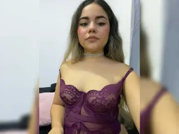 LiaBahamon  live sex cam