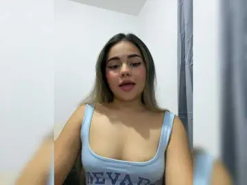 LiaBahamon  live sex cam
