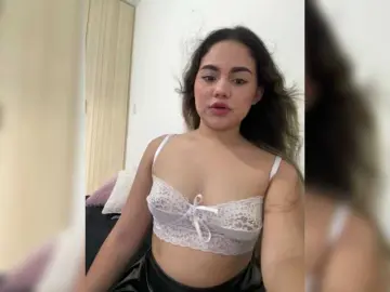 LiaBahamon  live sex cam