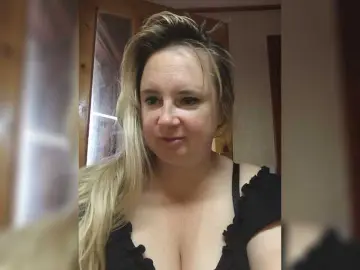 Mila2703  live sex cam