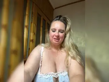 Mila2703  live sex cam