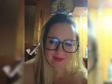 Mila2703  live sex cam