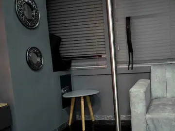 Sarah917  live sex cam