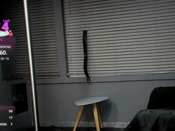 Sarah917  live sex cam