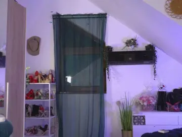 VixenIvy  live sex cam