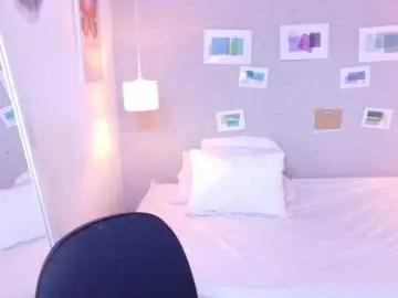 Fat-naughtyass  live sex cam