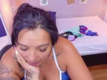 Fat-naughtyass  live sex cam