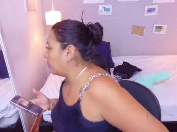 Fat-naughtyass  live sex cam