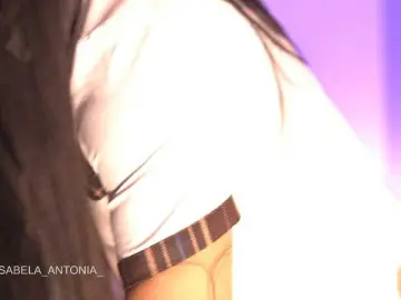 Isaantonia  live sex cam