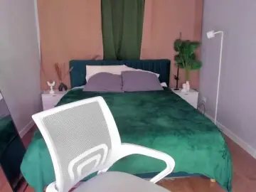 Alisha-Blakee  live sex cam