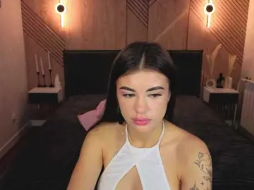 Alisha-Blakee  live sex cam